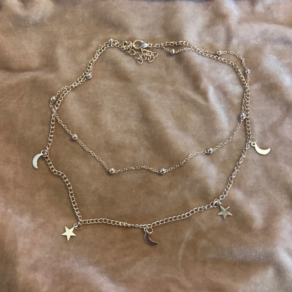 Gold star & moon charm choker necklace βοΈβ‘οΈβ¨ - Picture 3 of 5